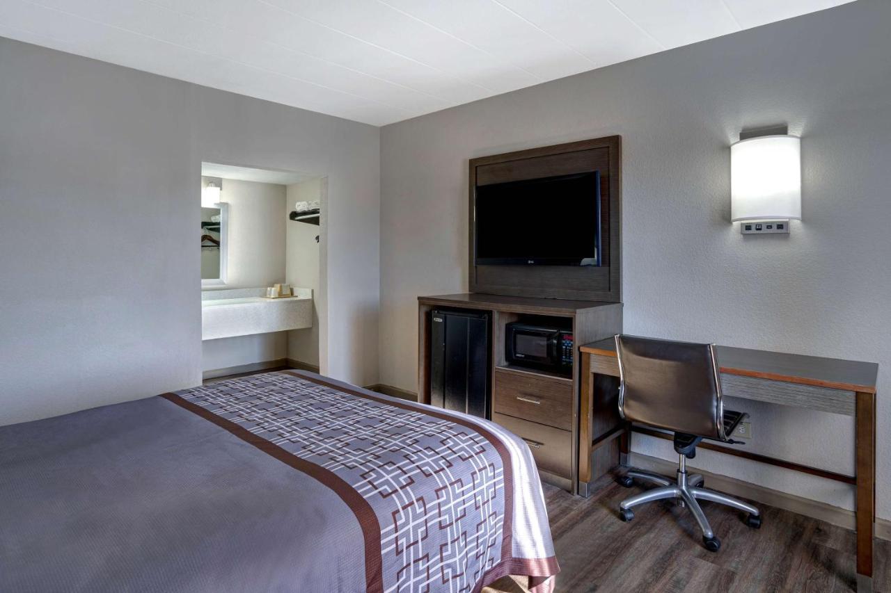 Motel 6 Burlington Luaran gambar