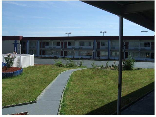 Motel 6 Burlington Luaran gambar