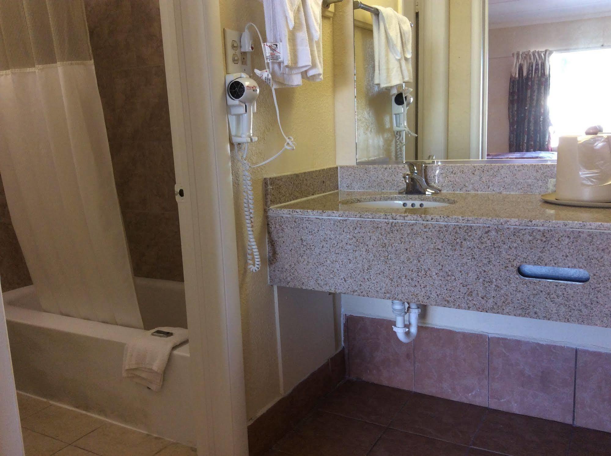 Motel 6 Burlington Luaran gambar