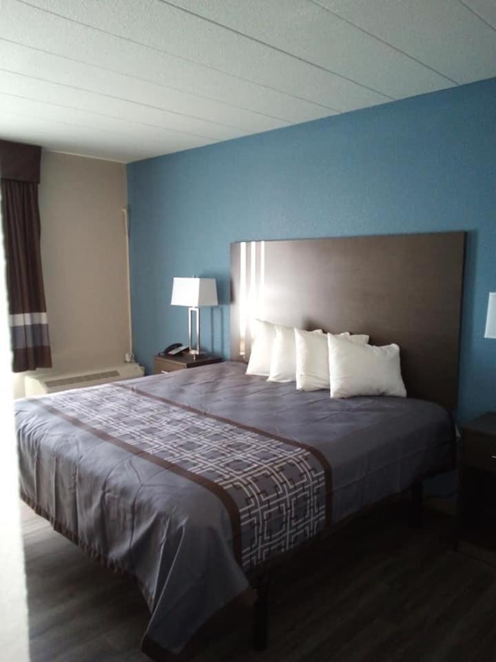Motel 6 Burlington Luaran gambar